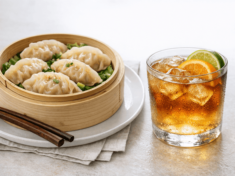 蒸し餃子(Steamed Gyoza Dumplings)